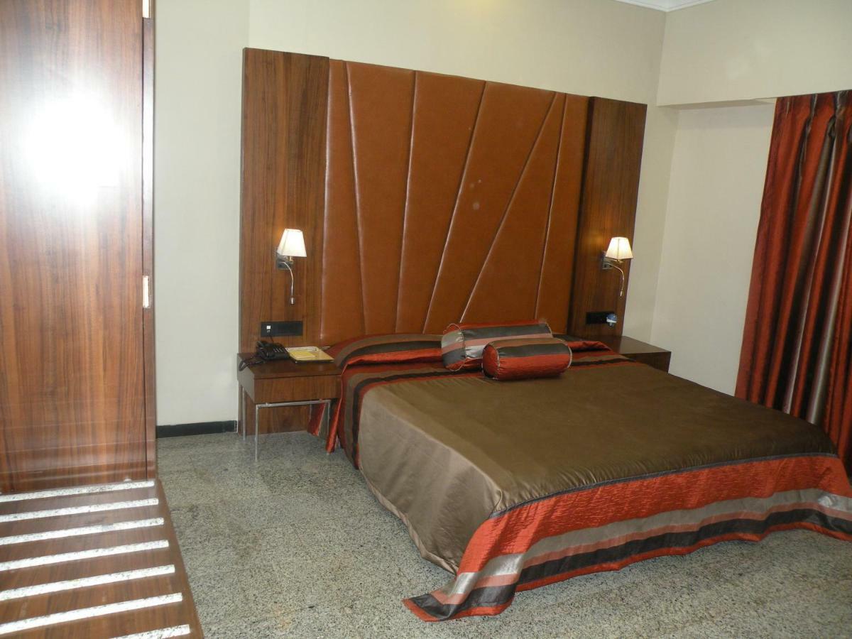Nasiklub Hotel Exterior photo