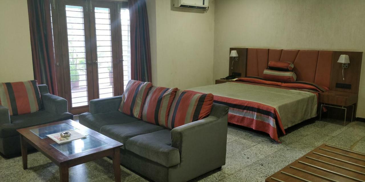 Nasiklub Hotel Exterior photo